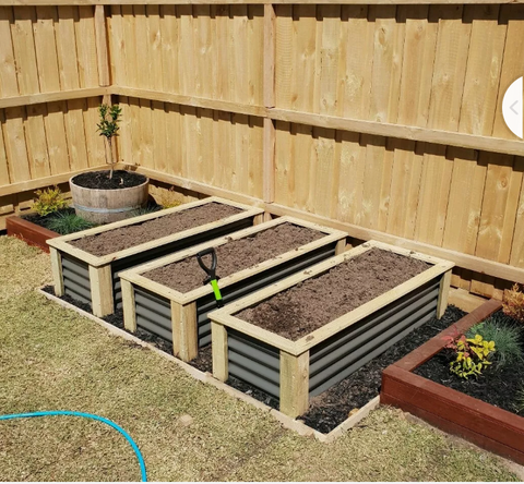 Planter Box / Garden Bed NEW